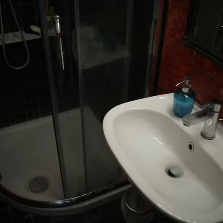 Corridoni 60 דירה