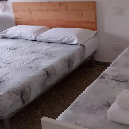 Corridoni 60 * פירנצה