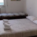 Corridoni 60 פירנצה